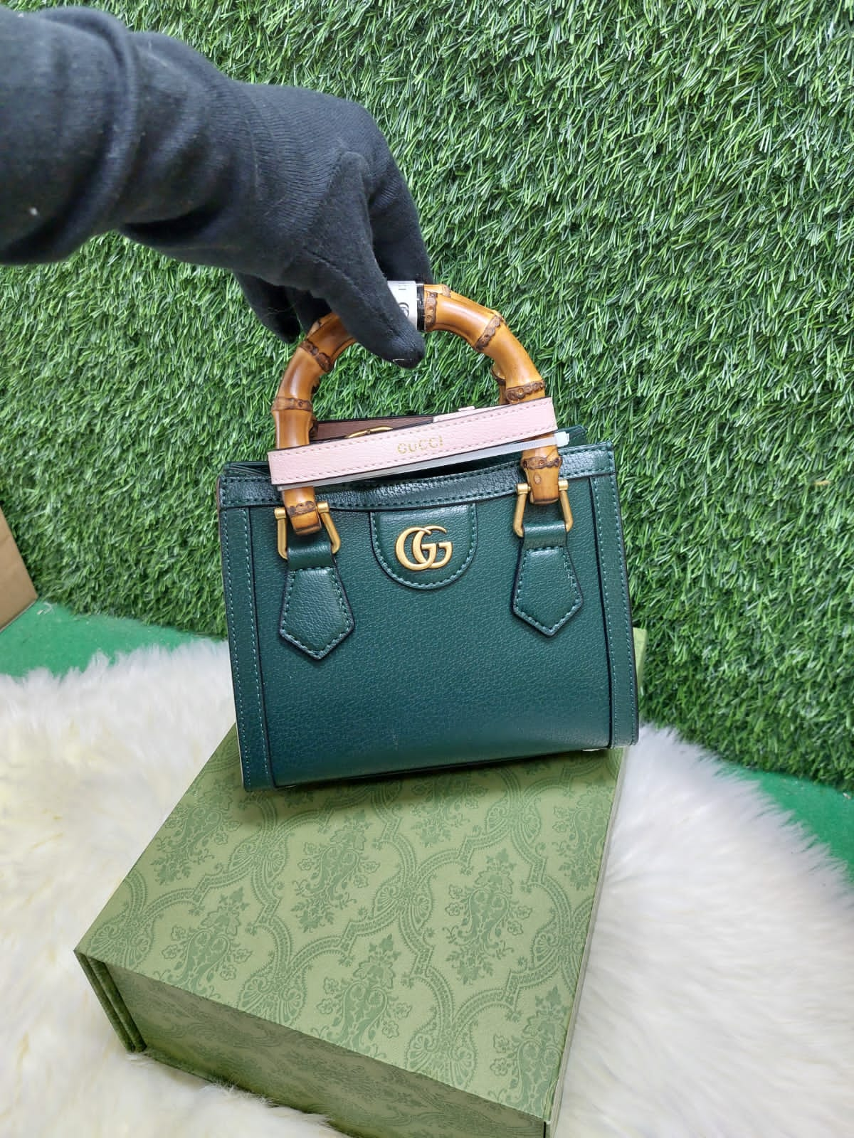 Gucci bamboo Daina Handbag