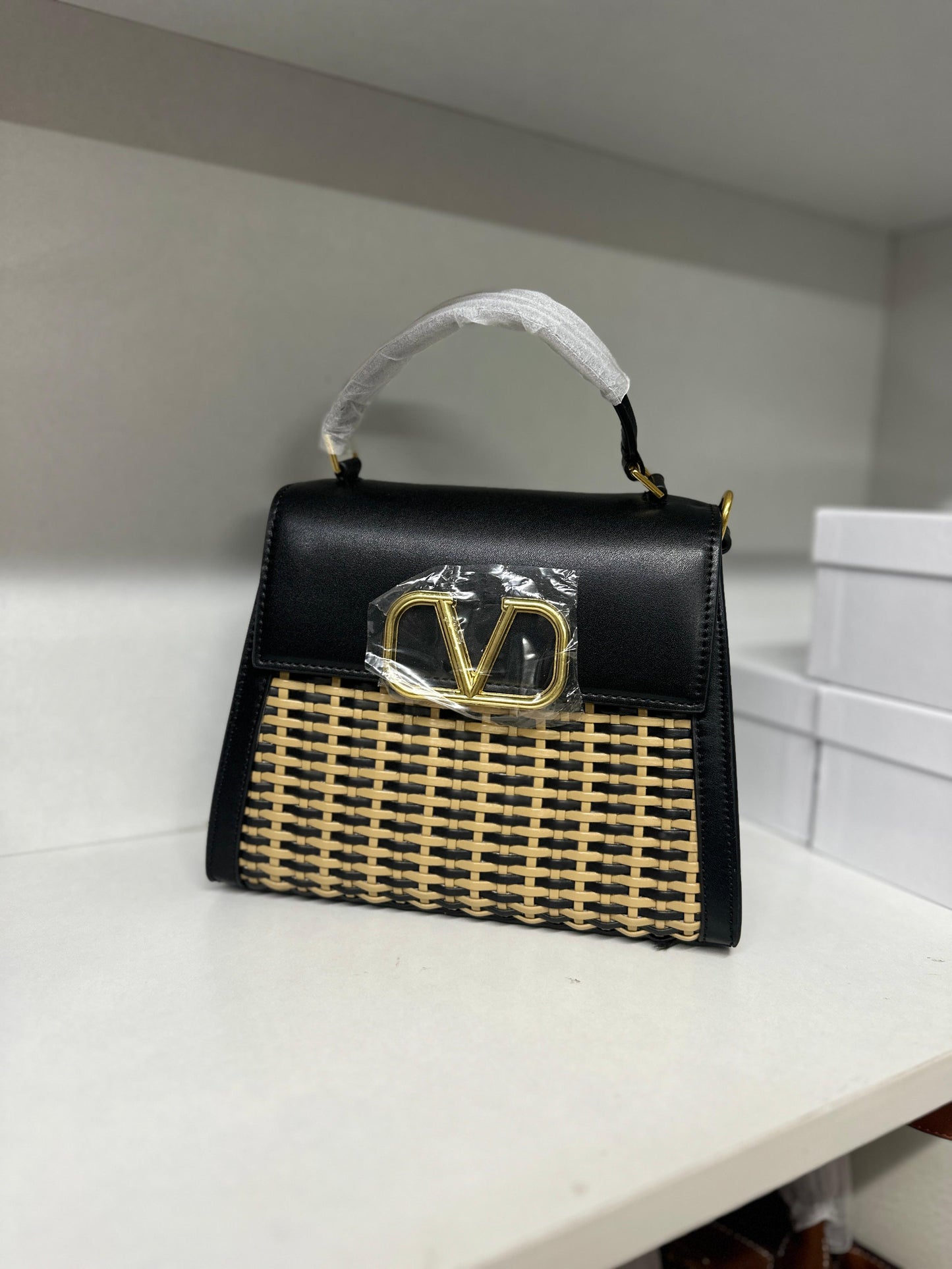 Valentino Garavani Rockstud Leather Shoulder Bag – Luxury Italian Fashion